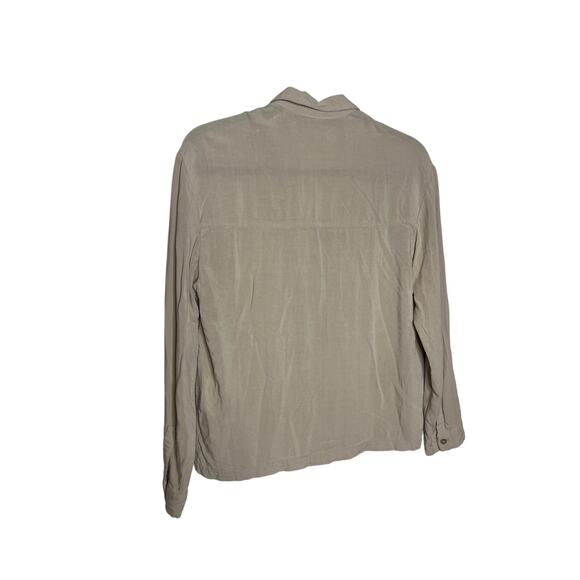 Pull and Bear Beige Button Front Shirt Size Small - Picture 2 of 5